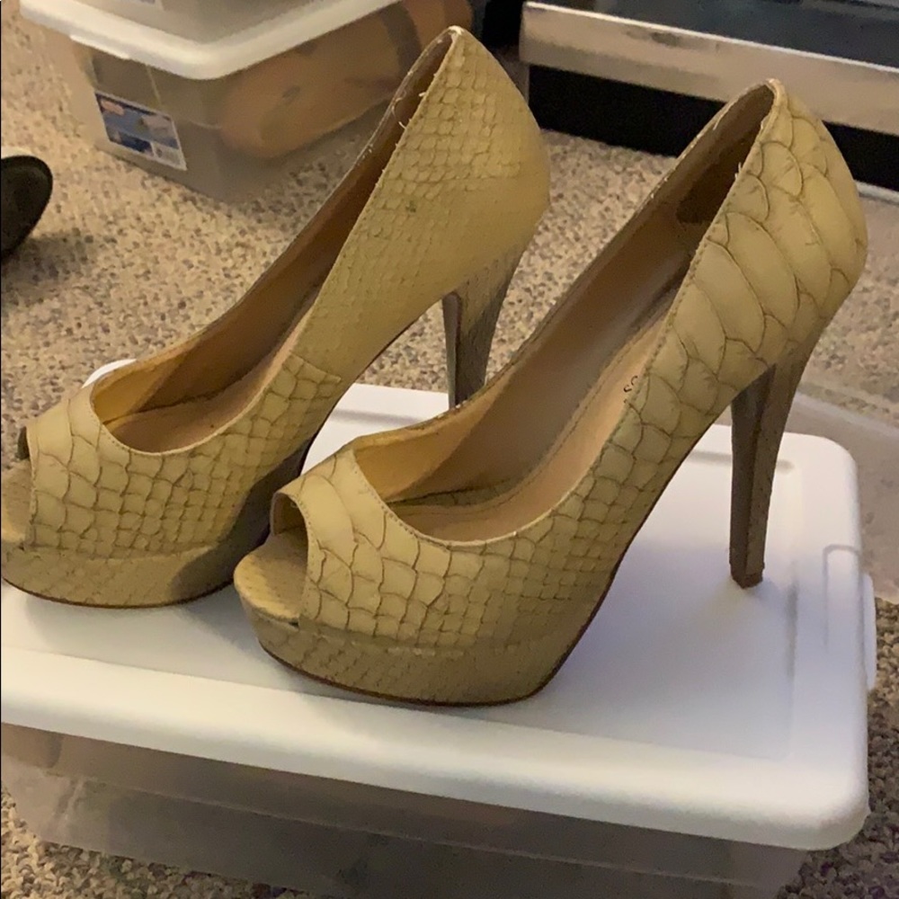 Stiletto open toed